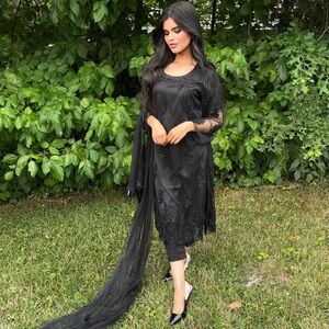 Black three piece - great condition